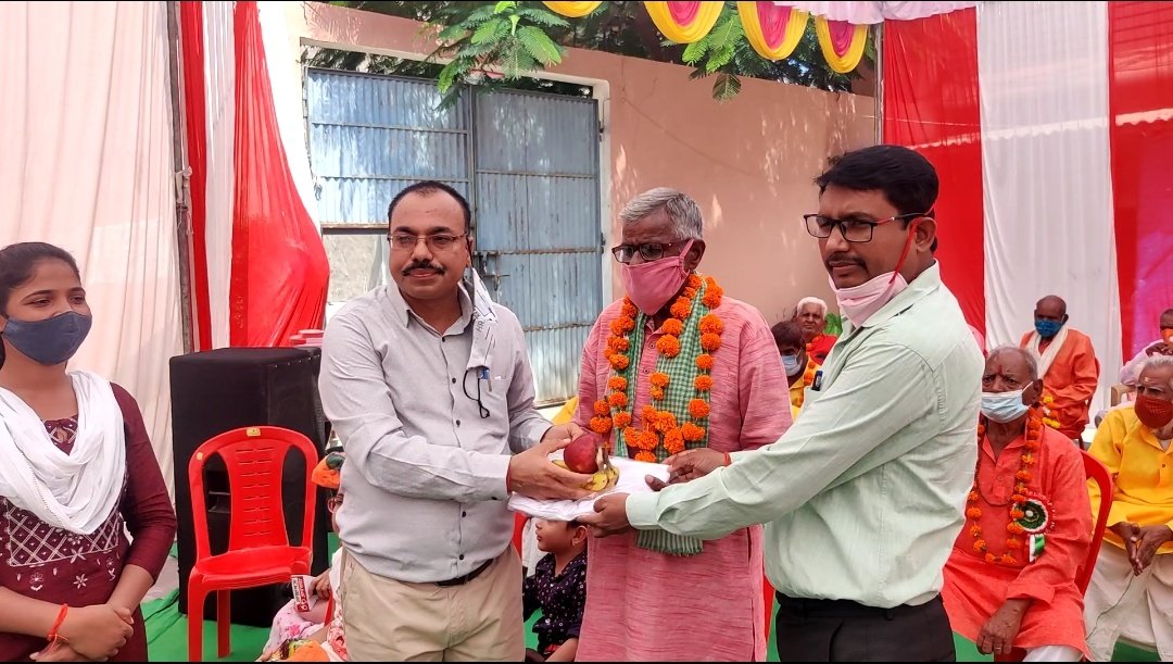 उपेक्षा का दंश झेलते बुजुर्ग ii